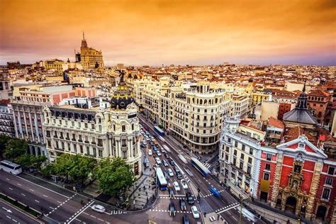 Die Top 15 Madrid Sehenswürdigkeiten ☀ Urlaubsguru