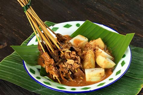 5 Masakan Padang Yang Popular Di Indonesia Travel Melancongmy