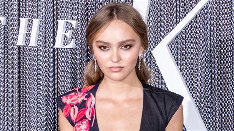 Why Lily Rose Depp Stayed Mostly Silent While Johnny Depp And Amber