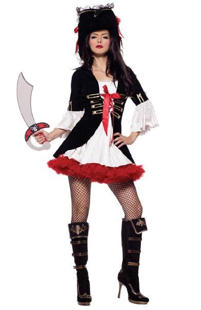 Pin By Faye Salmon On Eva Pepaj Pirate Fancy Dress Female Pirate