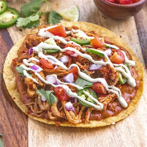 Tostadas De Tinga Chicken Tinga Tostadas Chili Pepper Madness