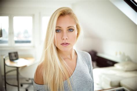 Wallpaper Face Women Model Blonde Depth Of Field Long Hair Blue