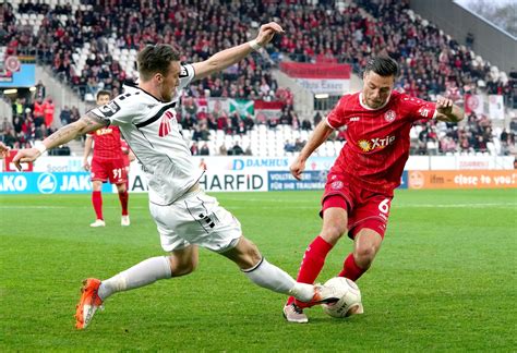 Die fussballreise ist ein ideales geschenk zum geburtstags, hochzeitstag, valentinstag, sowie auch für ihren business partner. Niederrheinpokal-Revanche schon in der 2. Runde: RWE ...