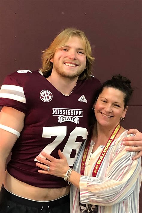 mississippi state football player cause of death - Extra Utility