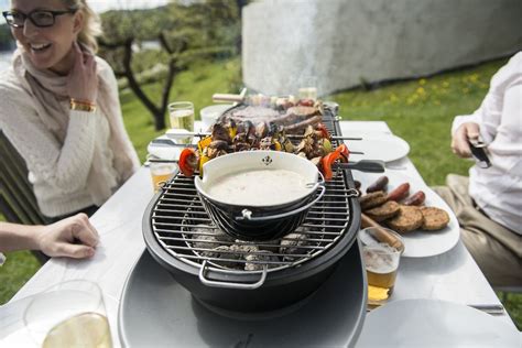 Mamas High Strung Everyones A Grillmaster The Social Grill Table