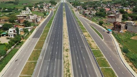 Minister Gadkari Inaugurates Rs 3300 Crore Highway Projects In Lucknow