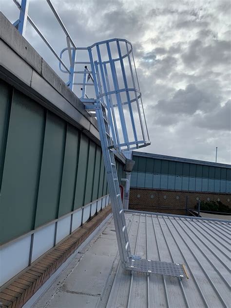 Caged Ladders Durable And Safe Aluminium Ladders Melbourne