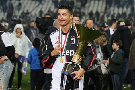 Cristiano Ronaldo Finishes 201819 With More Trophies Than Lionel Messi