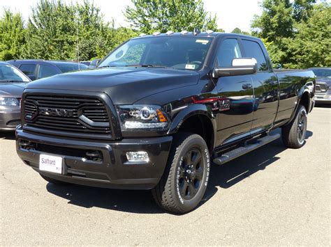 New 2018 Ram 3500 Laramie Crew Cab In Warrenton Jg319571 Safford Of