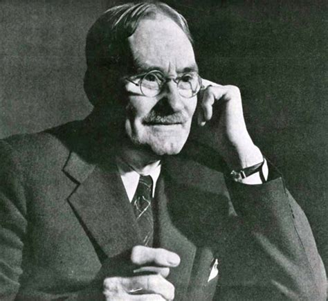 The majority of his 13 rules of basketball are in effect in the national basketball association (nba). Portetfoto voor James Naismith kiezen