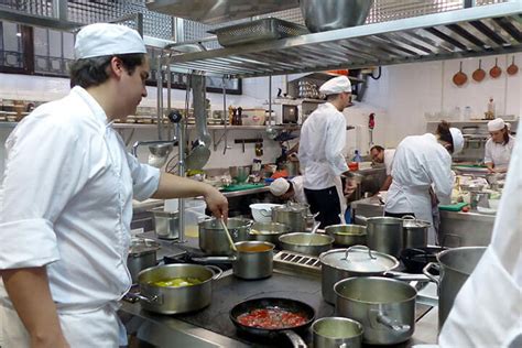 Si estás decidido a ser cocinero, coquus es una de las escuelas de cocina con gran modernidad y mucha originalidad. >> LAS MEJORES ESCUELAS DE COCINA DE ESPAÑA | FaceFoodMag