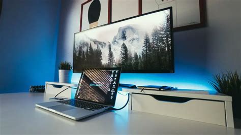How To Connect Two Monitors To Laptop And Extend Displays