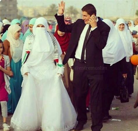 195 of the cutest and most beautiful muslim married couples hijabiworld image 4479123 on