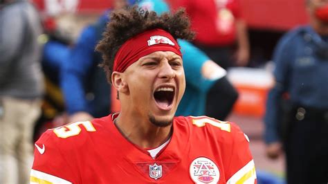 Chiefs quarterback patrick mahomes remains in the nfl's concussion protocol, but practiced in a kansas city chiefs quarterback patrick mahomes (15) is helped off the field by teammate mike. New England Patriots 10-26 Kansas City Chiefs: Patrick ...