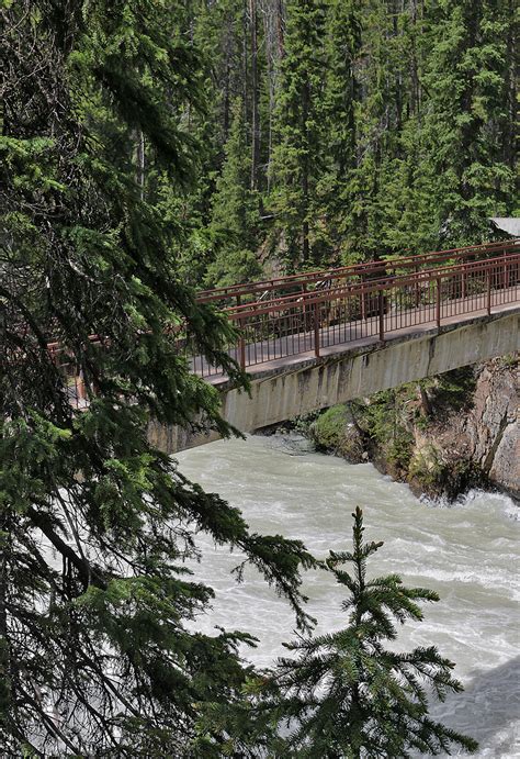 Natural Bridge In Yoho National Park Is A Scenic — And