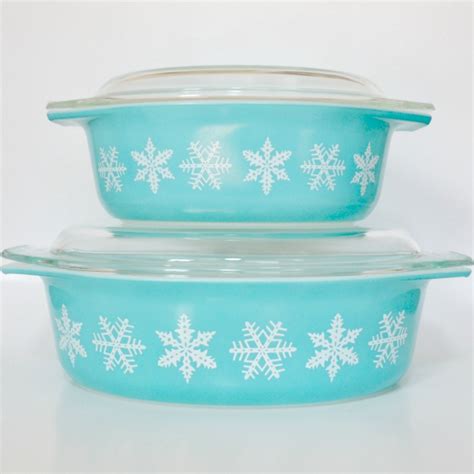 Vintage Pyrex Blue Turquoise Snowflake Casserole Dishes With