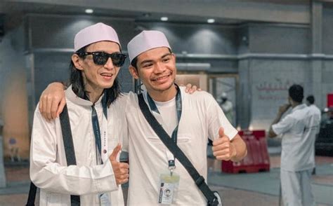 Jangkitan kulit boleh menyebar di luar kulit dan ke dalam aliran darah. "Bukan sekarang masanya kau pergi..." - Ibu Zynakal, kakak ...