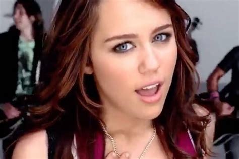 Meet The Girls Behind Miley Cyrus 7 Things Music Video Gossip Addict