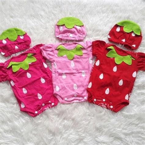 Video perlengkapan pakaian bayi baru lahir lengkap dengan jumlah, merk, harga, bahan dan nama online shop di shopee.jangan lupa follow instagramku juga ya. PAKET LENGKAP BAJU BAYI BARU LAHIR NEWBORN LIBBY POLOS ...