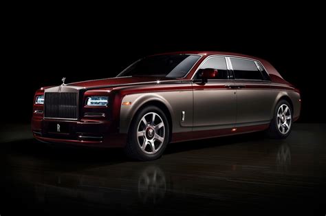 Rolls Royce Pinnacle Travel Phantom Gets Fancy Woodwork Motor Trend