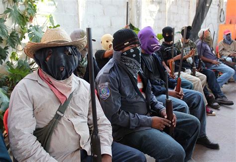 Se unen guerrillas contra el narco en Guerrero