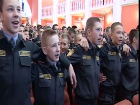 russian cadets sing hindi patriotic song aye watan