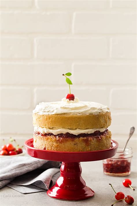 Cheesecake is a sweet dessert consisting of one or more layers. Small Vanilla Cake Recipe (6 Inch) - Homemade In The Kitchen