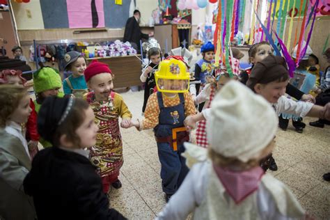 10 Best Places To Celebrate Purim In Israel Israel21c