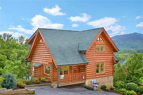 Internet, air conditioning, hot tub, fireplace, tv cabin. 5 Most Amazing Cabins in Pigeon Forge - Great Smoky Vacations