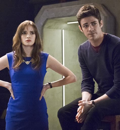 The Flash 2x18 Caitlin Snow Danielle Panabaker And Barry Allen Grant Gustin Hq The Flash