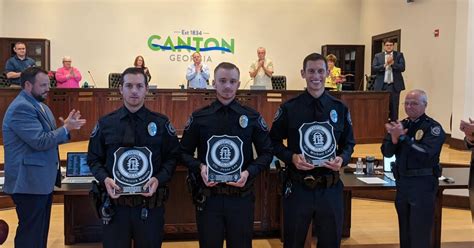 Canton Police Honored For Saving Residents In Neighborhood Fire Local