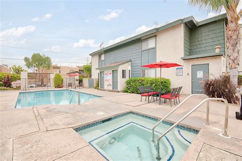 Swimming at the y helps people thrive—in and out of the water. Apartment Bellflower, CA | Park East | Location