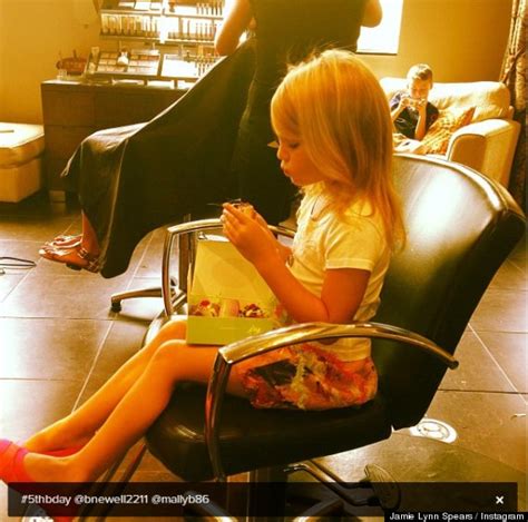 Jamie Lynn Spears Daughter Turns 5 Poses Like Britney Huffpost