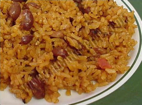 Cook for 25 minutes until there is just a thin layer of bubbling water over. Puerto Rican Rice And Beans | Just A Pinch Recipes