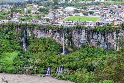 Baños is the second most populous city in tungurahua, after the capital ambato, and is a major tourist center. Imágenes: fotografias de baños de agua santa | baños de ...
