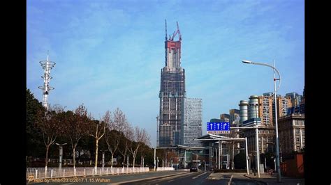 The tower was topped out on april 16, 2015. UPDATE!! WUHAN | Greenland Center | 636m | 2086ft | 125 fl ...