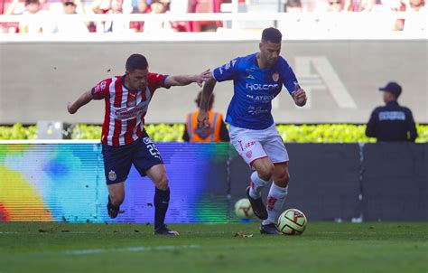 Chivas se reencontró con el triunfo