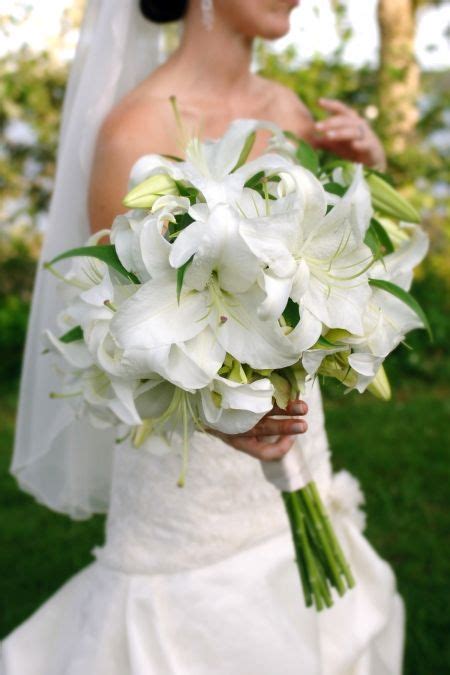 White Lily Bride Bouquet Way Smaller Flower Bouquet Wedding White