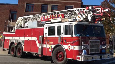(Spare Chelsea ladder 3) Lynn ladder 2 responding to car acccident