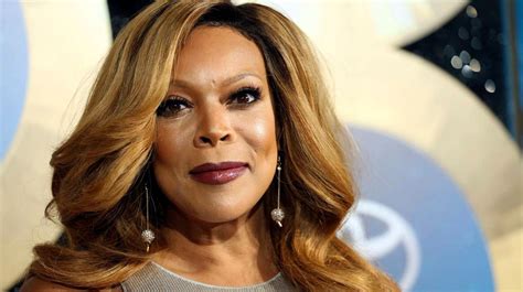 Wendy Williams Faints On Live Tv Says She ‘overheated In Halloween