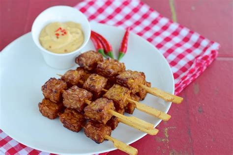 Sekarang ini cukup banyak restoran dan kedai yang menyajikan masakan korea. Cara Membuat Sate Tempe Istimewa