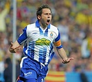 Raúl tamudo (espanyol) celebrando su famoso gol... | MARCA.com