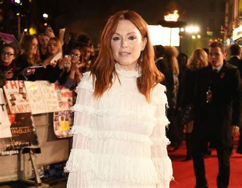 Julianne Moore From The Hunger Games Mockingjay Part 2 Premieres E News