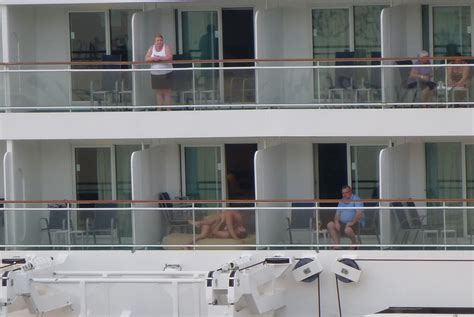 Cruise Ship Voyeur 🔥 Naked On Cruise Ship Milf Daftsex Hd