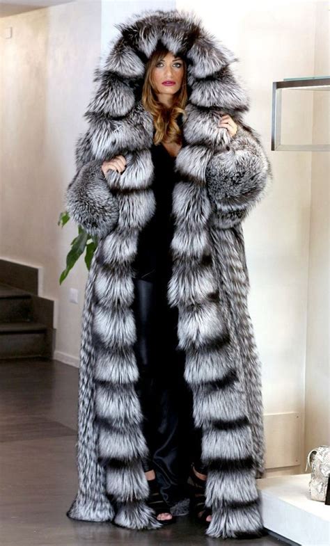 Giant Hooded Silver Fox Fur Coat Зимняя женская мода Зимняя мода Шуба