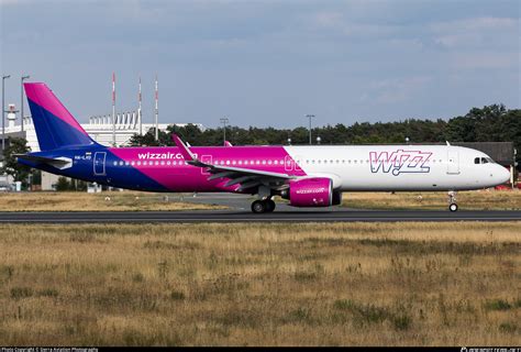 Ha Lvd Wizz Air Airbus A321 271nx Photo By Sierra Aviation Photography