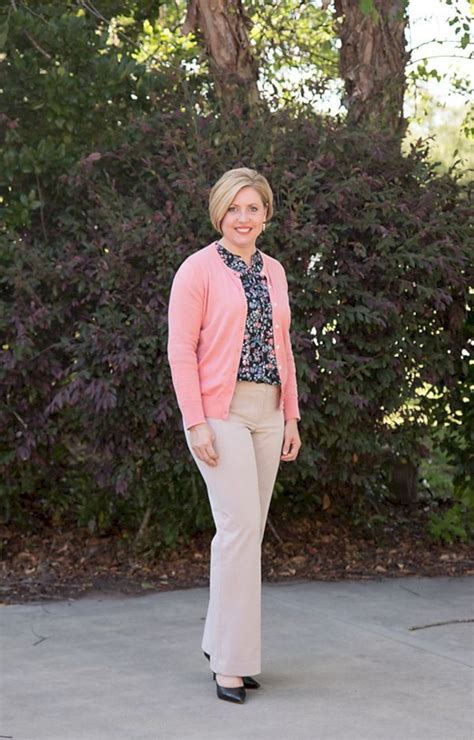 39 Lovely Cardigan Outfit Ideas For Women Work Outfit With Images
