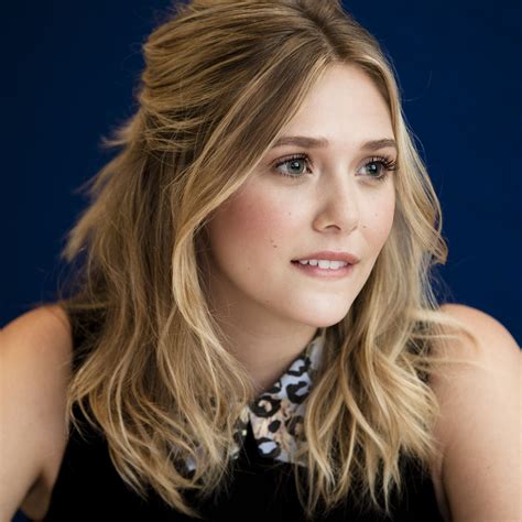 Elizabeth Olsen Download Hd Wallpaper Elizabeth Olsen Hairstyle Beauty