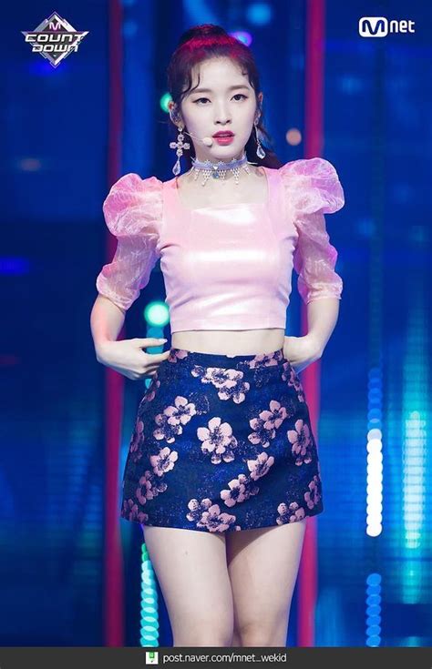 10 Times Oh My Girls Arin Showed Off Her Tiny Ant Waist Koreaboo