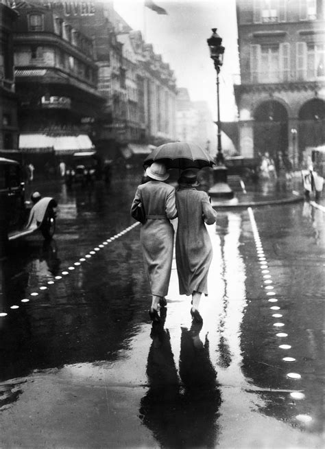 13 Vintage Photos Of Paris That Will Make You Wish For A Time Machine